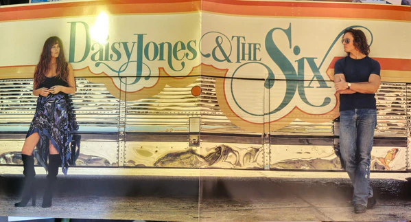 Daisy Jones & The Six - Aurora (LP, Album) (M / M) - Image 2