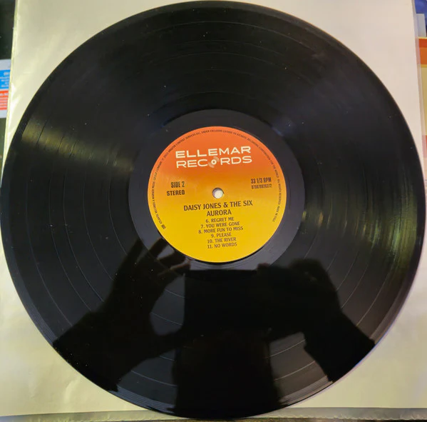 Daisy Jones & The Six - Aurora (LP, Album) (M / M) - Image 5