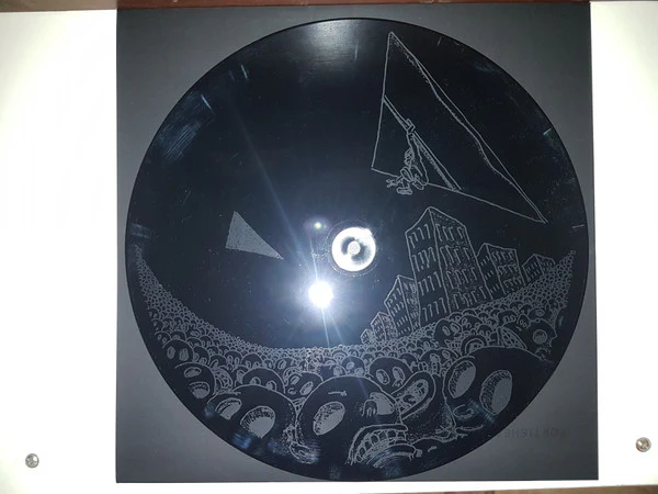 Portishead - The Rip (12", S/Sided, Single, Etch) (VG+ / VG) - Image 4